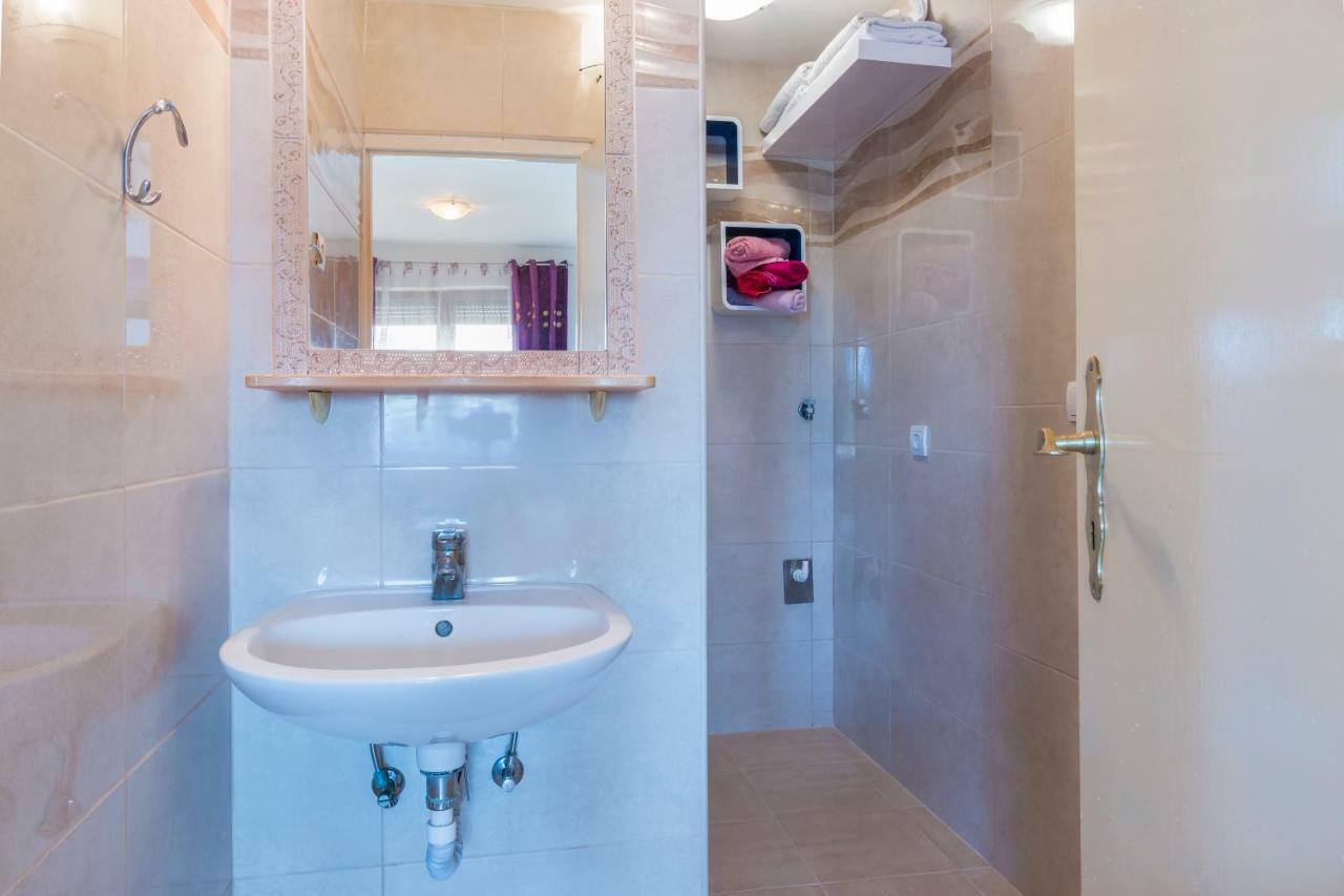 Apartman Studio Apartman Póla Kültér fotó
