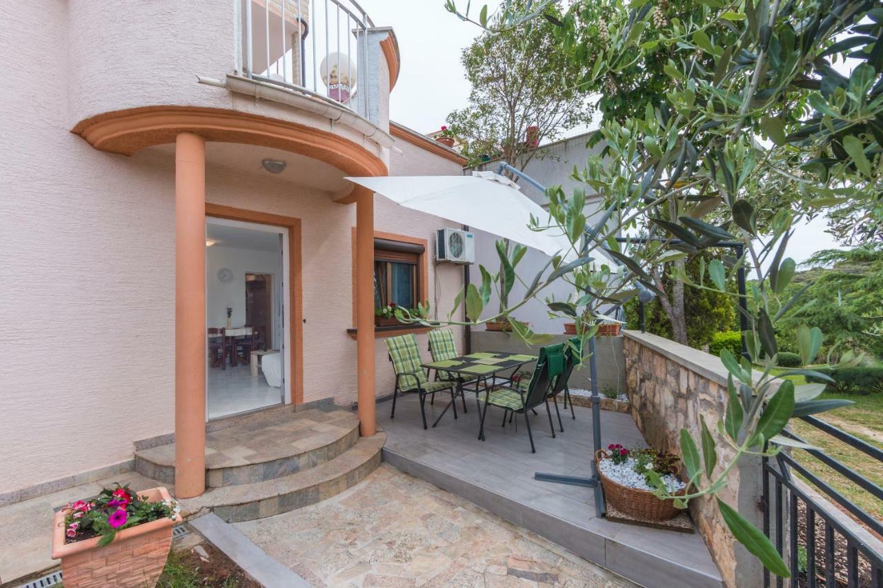 Apartman Studio Apartman Póla Kültér fotó