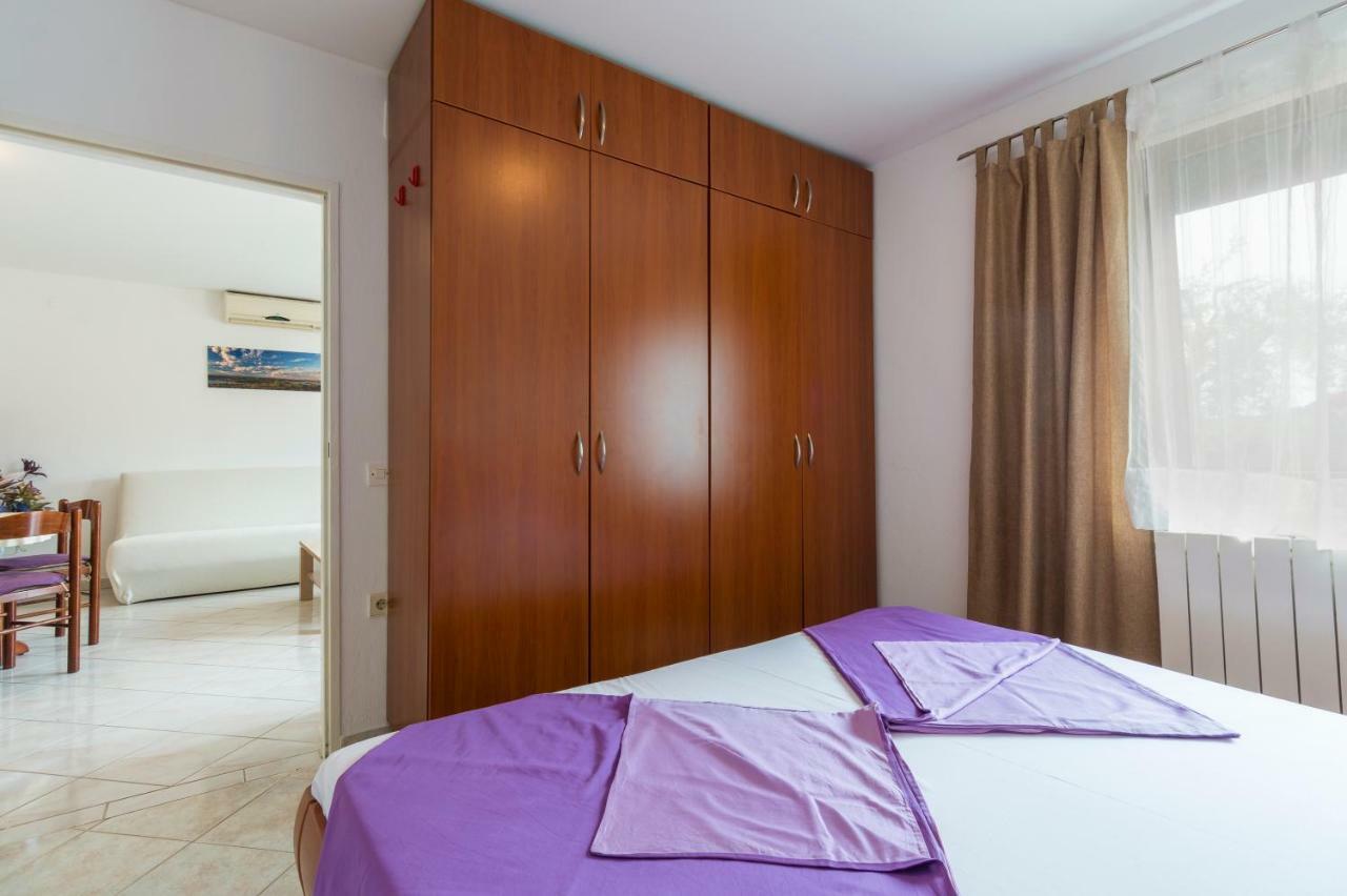 Apartman Studio Apartman Póla Kültér fotó
